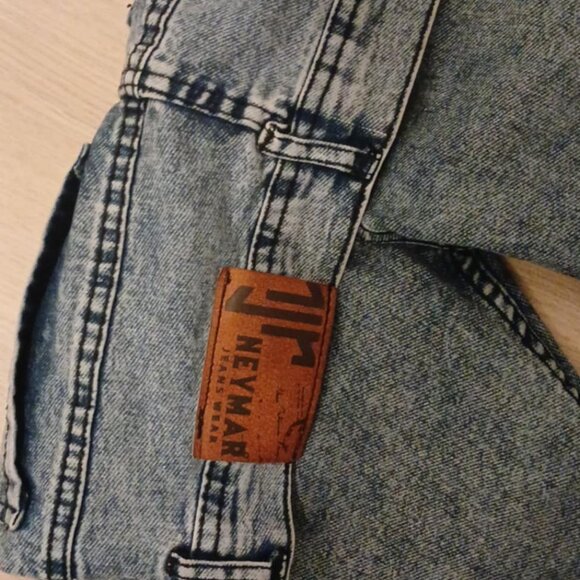 Pearl-Embellished High-Rise Jeans - Picture 2 of 2